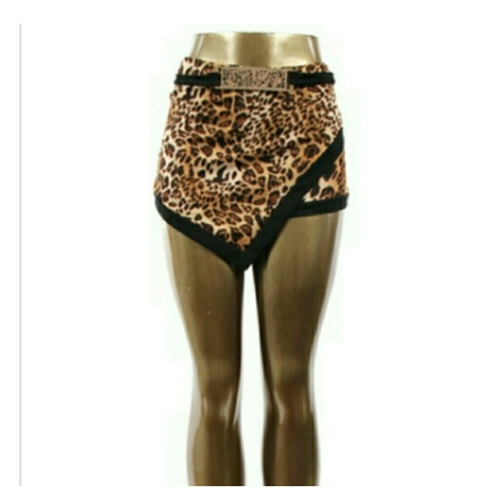Brown Black leopard print skirt shorts with belt